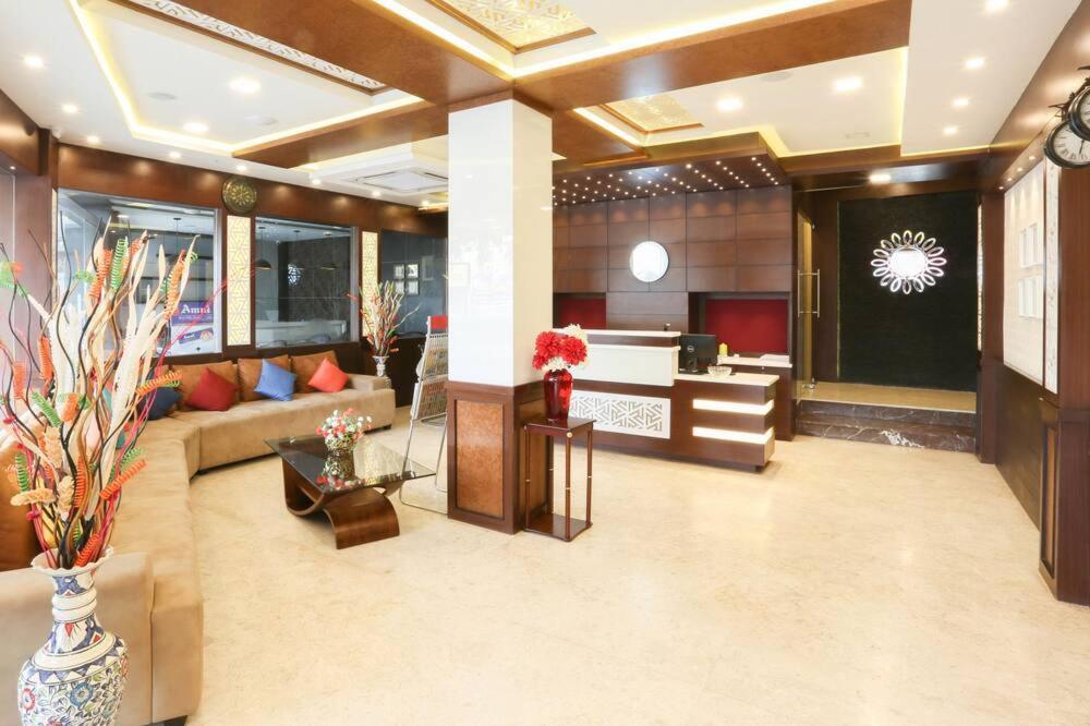 Emirates Residency Hotel Chennai Exterior photo